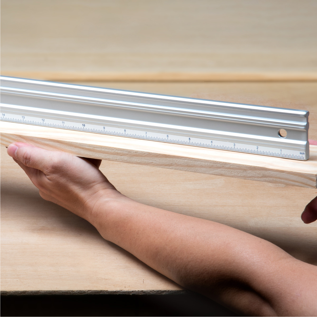 Aluminum StraightEdge Ruler Avanti Systems Co. Ltd